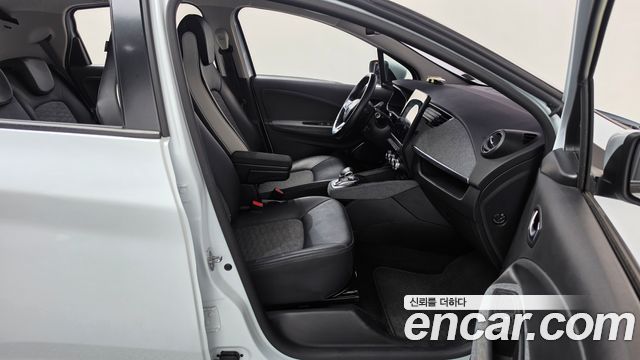 Renault Korea Zoe Intens Eco 2021 — фото 32