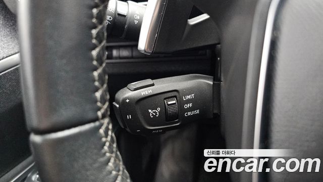 Peugeot 3008 (II) 1.2 Pure Tech Allure 2022 — фото 19