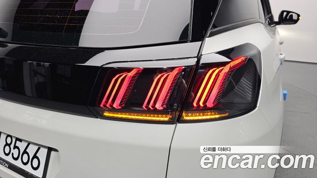 Peugeot 3008 (II) 1.2 Pure Tech Allure 2022 — фото 23