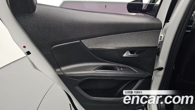 Peugeot 3008 (II) 1.2 Pure Tech Allure 2022 — фото 25