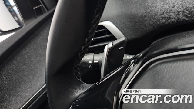 Peugeot 3008 (II) 1.2 Pure Tech Allure 2022 — фото 28