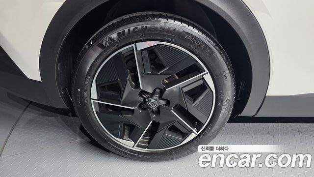 Peugeot 408 1.2 Pure Tech GT 2023 — фото 5