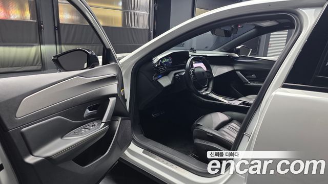 Peugeot 408 1.2 Pure Tech GT 2023 — фото 10