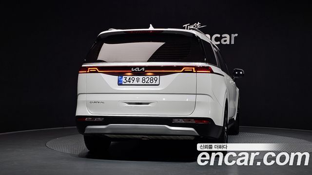 Kia Carnival (IV) Diesel 9-Seater Prestige 2023 — фото 4
