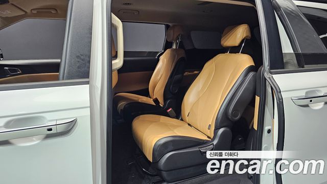 Kia Carnival (IV) Diesel 9-Seater Prestige 2023 — фото 12