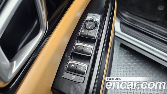Kia Carnival (IV) Diesel 9-Seater Prestige 2023 — фото 17