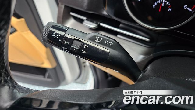 Kia Carnival (IV) Diesel 9-Seater Prestige 2023 — фото 18