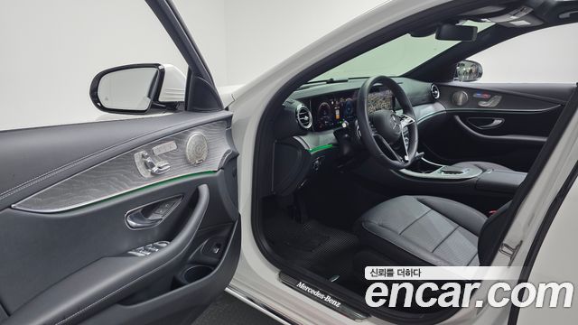 Mercedes-Benz E-Class (W213) E350 4MATIC Exclusive 2023 — фото 10