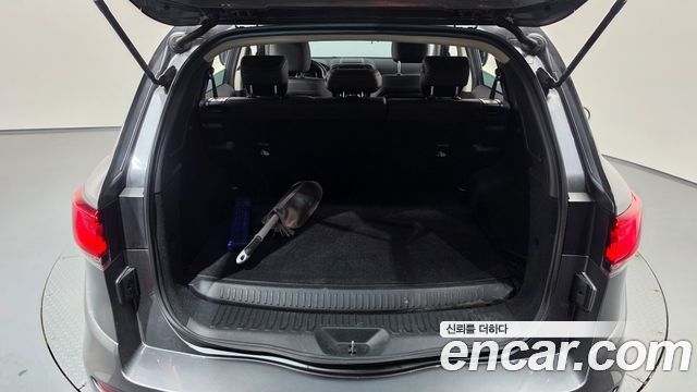 Renault Korea QM6 2.0 LPe LE Signature 2WD 2022 — фото 16