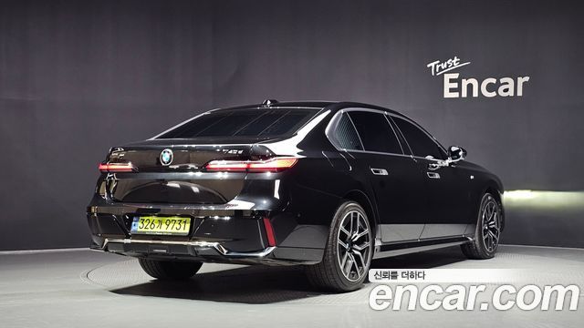 BMW 7 Series (G70) 740d xDrive M Sport 2024 — фото 2