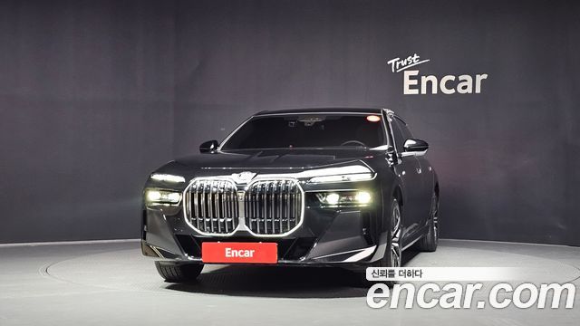 BMW 7 Series (G70) 740d xDrive M Sport 2024 — фото 3
