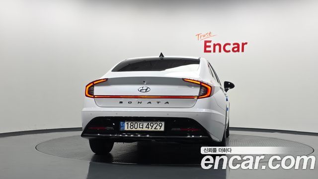 Hyundai Sonata (DN8) 2.0 Premium Plus 2022 — фото 4