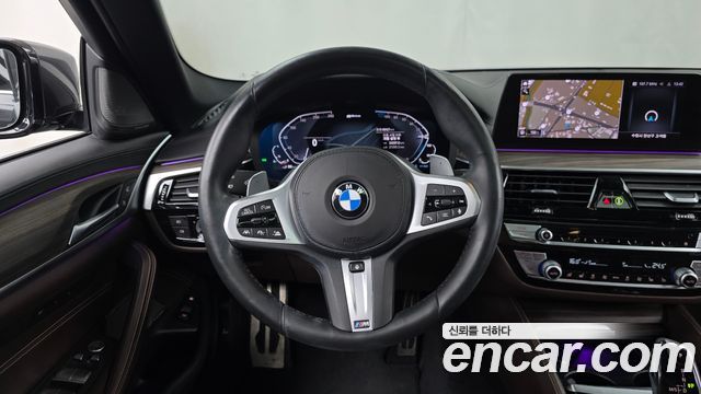 BMW 5 Series (G30) 530e M Sport 2020 — фото 13