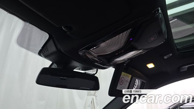BMW 5 Series (G30) 530e M Sport 2020 — фото 19