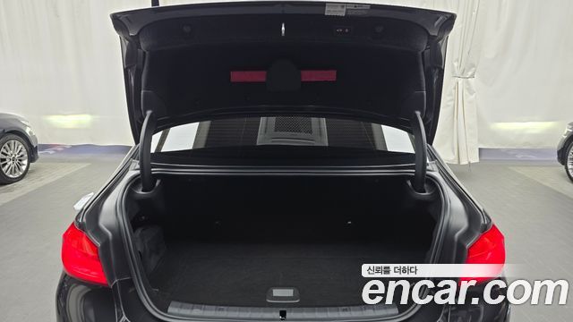 BMW 5 Series (G30) 530e M Sport 2020 — фото 20