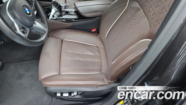BMW 5 Series (G30) 530e M Sport 2020 — фото 31
