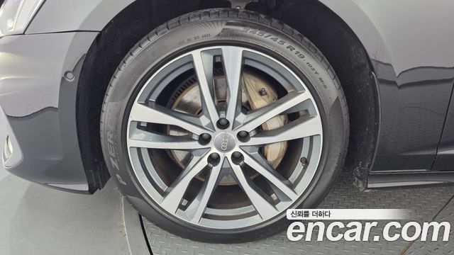 Audi A6 (C8) 45 TDI Quattro Premium 2020 — фото 5