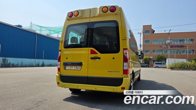 Renault Korea Master School Bus 21-Seater 2020 — фото 4
