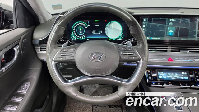 Hyundai Grandeur Hybrid (IG) Calligraphy 2022 — фото 13