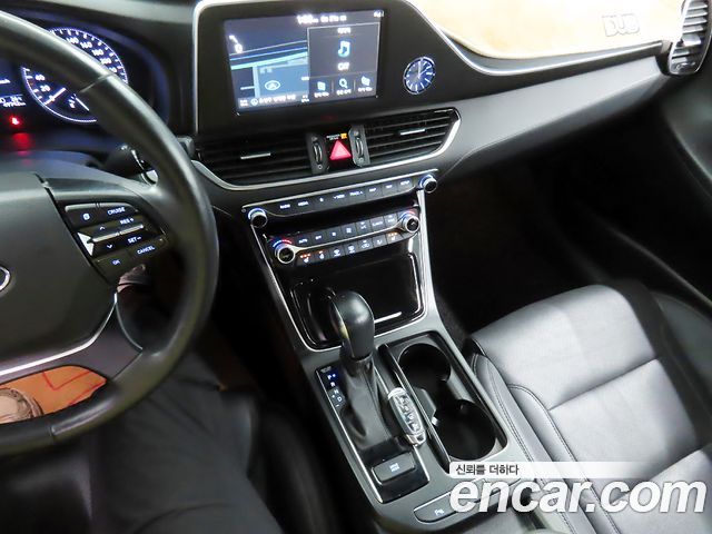 Hyundai Grandeur (IG) 2.4 Modern 2019 — фото 21