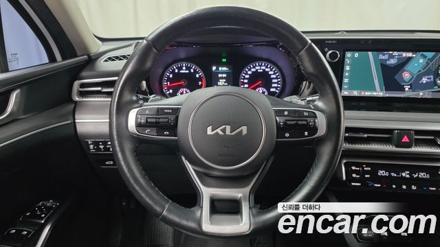 Kia K5 (III) 2.0 Prestige 2022 — фото 13