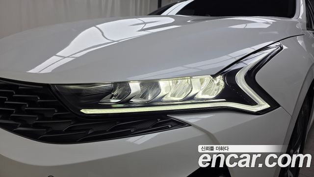 Kia K5 (III) 2.0 Prestige 2022 — фото 22