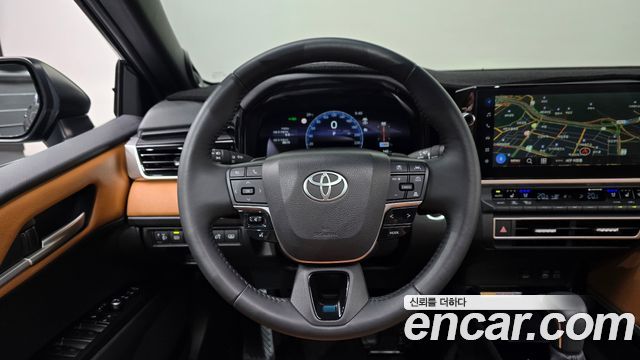 Toyota Camry (XV80) 2.5 XLE Premium Hybrid 2025 — фото 17