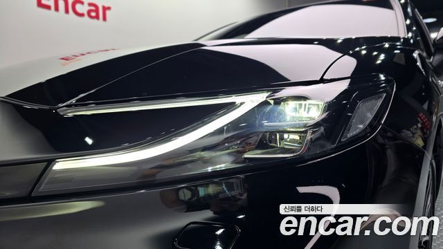 Toyota Camry (XV80) 2.5 XLE Premium Hybrid 2025 — фото 28
