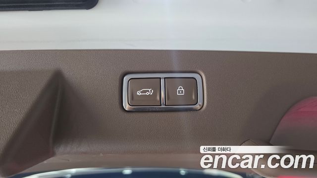 Kia EV9 Long Range 4WD Earth 2024 — фото 18