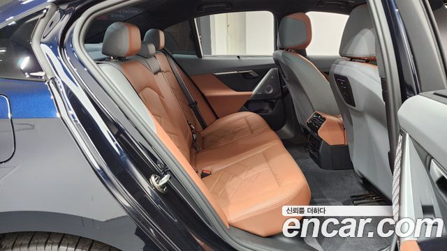 BMW i5 (G60) eDrive 40 M Sport Pro 2024 — фото 11