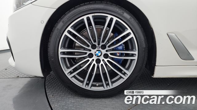 BMW 5 Series (G30) 530i M Sport Package Plus 2020 — фото 5