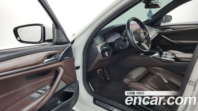 BMW 5 Series (G30) 530i M Sport Package Plus 2020 — фото 10