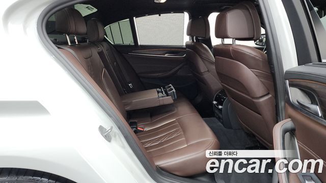 BMW 5 Series (G30) 530i M Sport Package Plus 2020 — фото 11