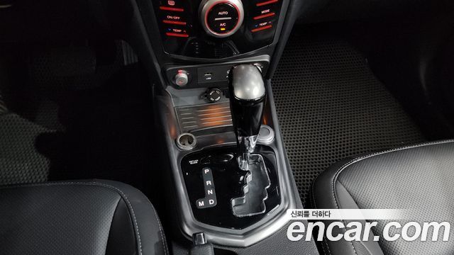 KG Mobility (SsangYong) Tivoli Armor Diesel LX 2WD 2018 — фото 9
