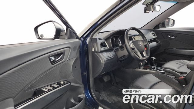 KG Mobility (SsangYong) Tivoli Armor Diesel LX 2WD 2018 — фото 10