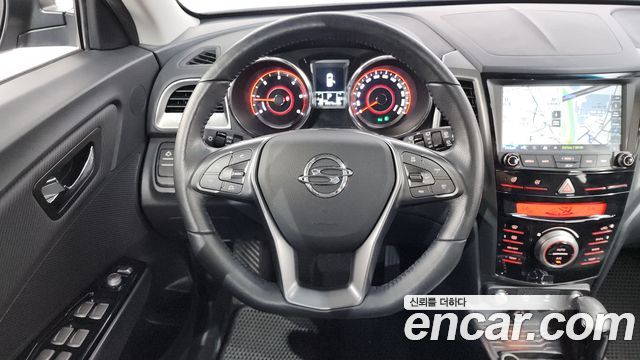 KG Mobility (SsangYong) Tivoli Armor Diesel LX 2WD 2018 — фото 15