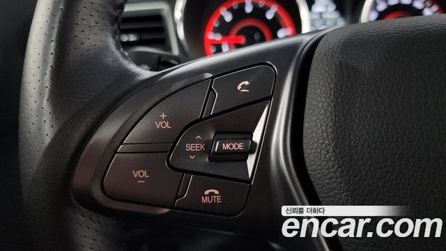 KG Mobility (SsangYong) Tivoli Armor Diesel LX 2WD 2018 — фото 18