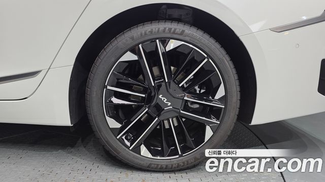 Kia K8 Hybrid Signature 2026 — фото 21
