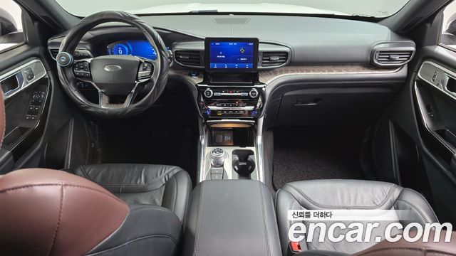 Ford Explorer (VI) 3.0 Platinum 4WD 2022 — фото 7
