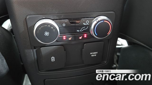 Ford Explorer (VI) 3.0 Platinum 4WD 2022 — фото 23