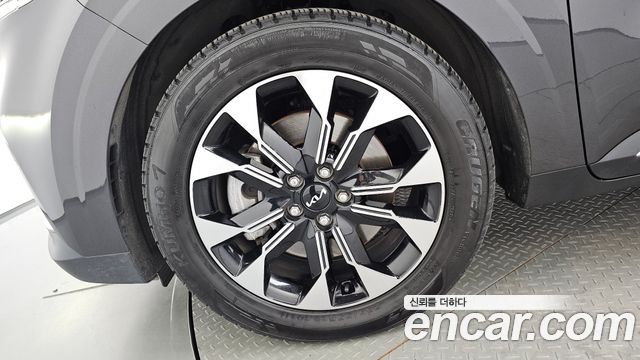 Kia Carnival (IV) Diesel 9-Seater Signature 2023 — фото 5