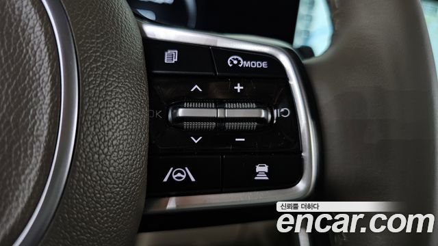 Kia Carnival (IV) Diesel 9-Seater Signature 2023 — фото 21