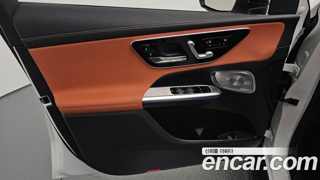 Mercedes-Benz GLC-Class (X254) GLC300 4MATIC AMG Line 2026 — фото 30