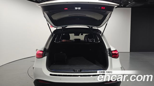 Mercedes-Benz GLC-Class (X254) GLC300 4MATIC AMG Line 2026 — фото 34