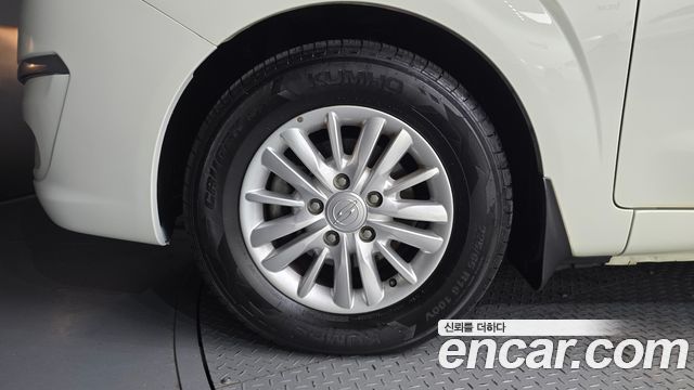 KG Mobility (SsangYong) Korando Turismo 4WD TX 9-seater 2017 — фото 5