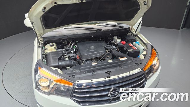 KG Mobility (SsangYong) Korando Turismo 4WD TX 9-seater 2017 — фото 6