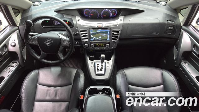 KG Mobility (SsangYong) Korando Turismo 4WD TX 9-seater 2017 — фото 7
