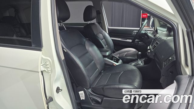 KG Mobility (SsangYong) Korando Turismo 4WD TX 9-seater 2017 — фото 26