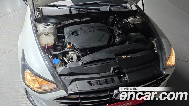 Hyundai Sonata (DN8) 2.0 LPG(rental car) Smart 2020 — фото 6