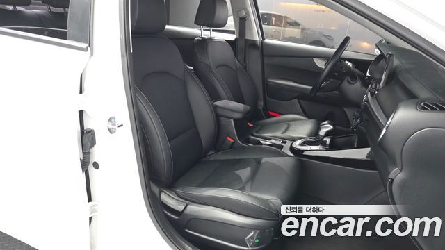 Kia K3 (II) 1.6 Prestige 2023 — фото 26